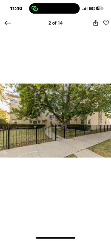 Foto del edificio - 5704 W Montrose Ave