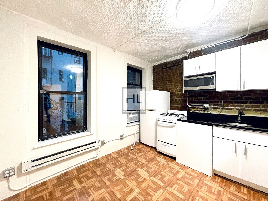 Primary Photo - LUDLOW STREET