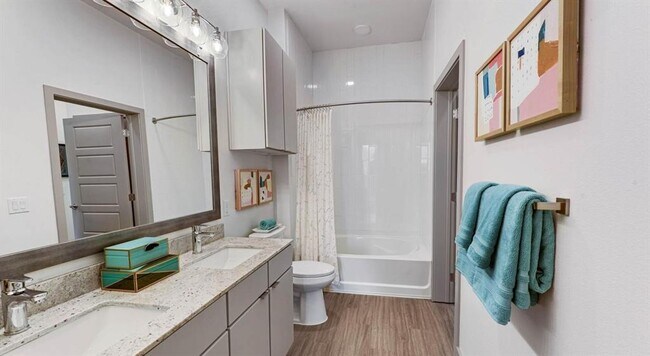 Foto del edificio - 9330 S Main St