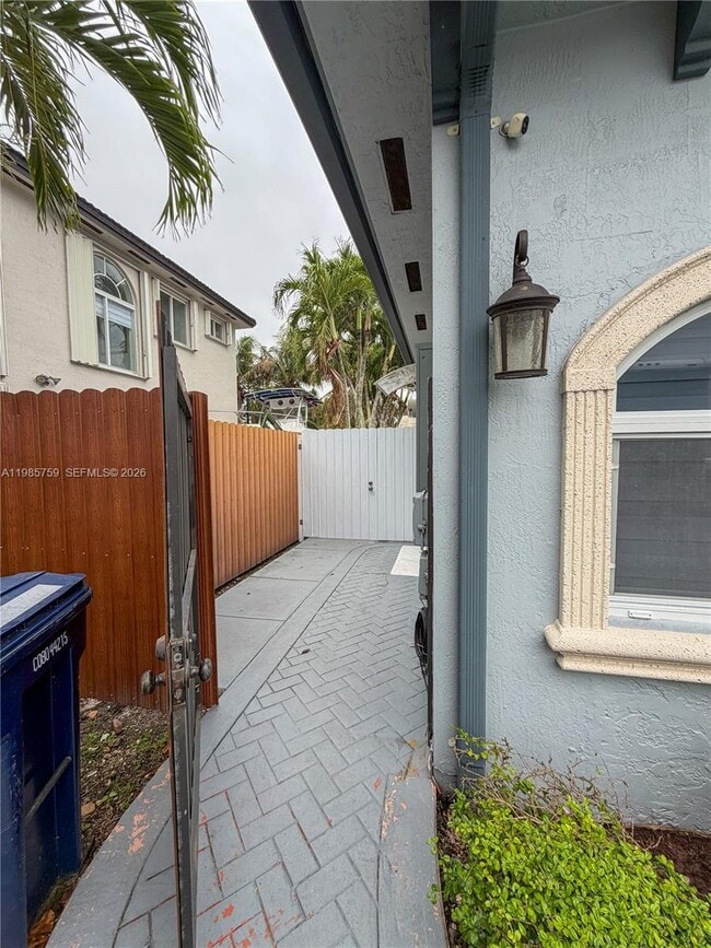 Foto del edificio - 16242 SW 42nd Terrace