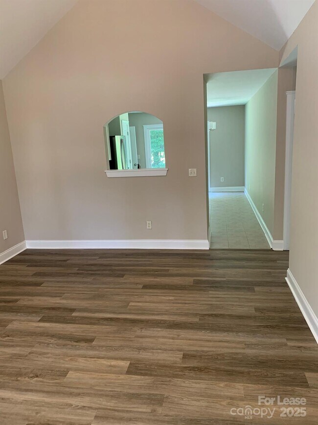 Foto del edificio - 13445 Glenwyck Ln