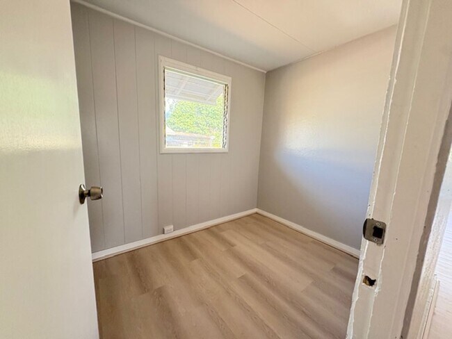 Foto del edificio - Two Bedroom Duplex