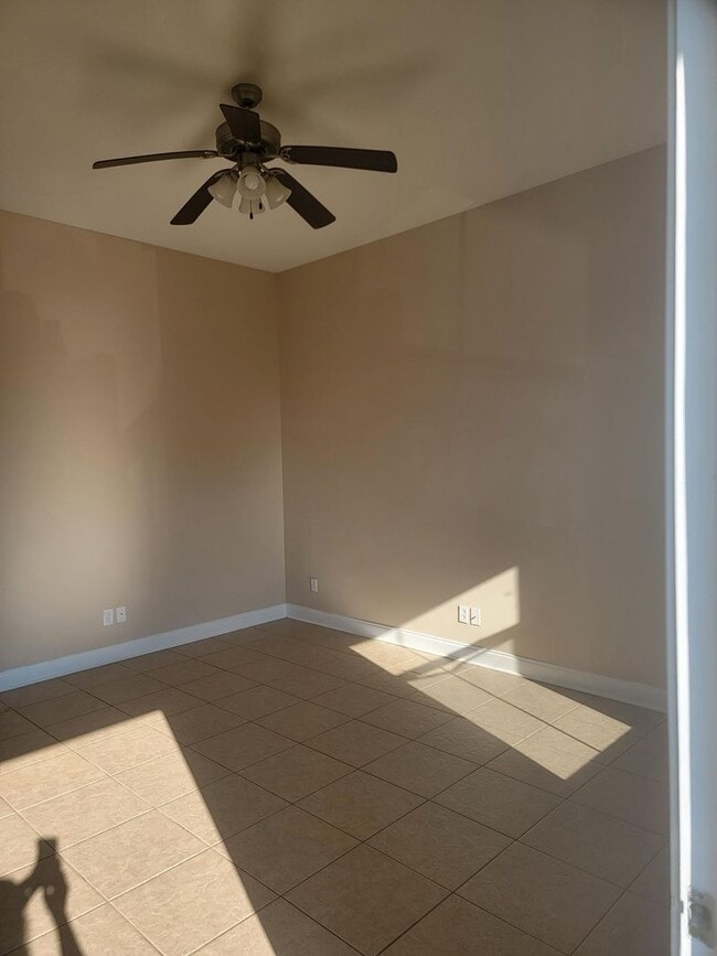 Foto del edificio - Single Two bedroom in Burbank Neighborhood