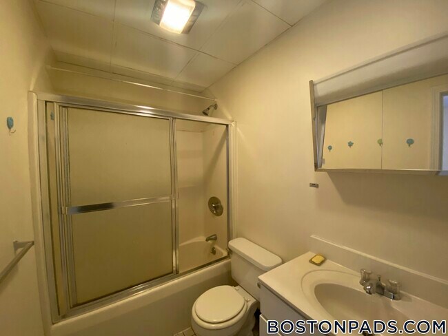 Foto del edificio - 81 Essex St