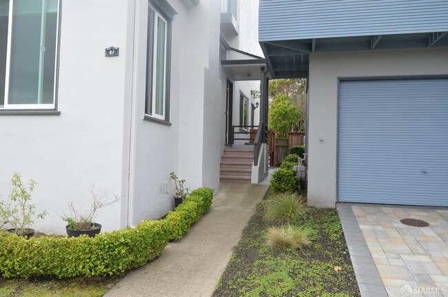 Foto del edificio - 87 Lakemont Dr