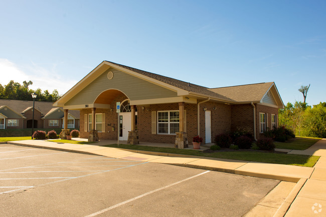 Building Photo - Chastain Manor Apartments