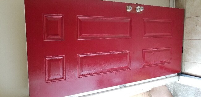 Foto del edificio - 801 Burcale Rd