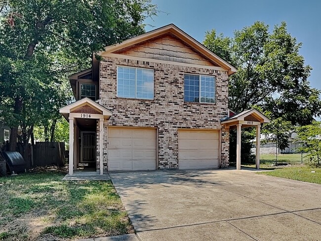 Photo - We’re currently offering one month free re... House