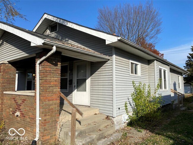 Foto del edificio - 905 N Emerson Ave