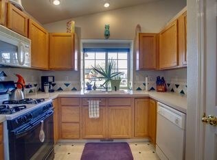 Building Photo - 4210 E Carnation Ct