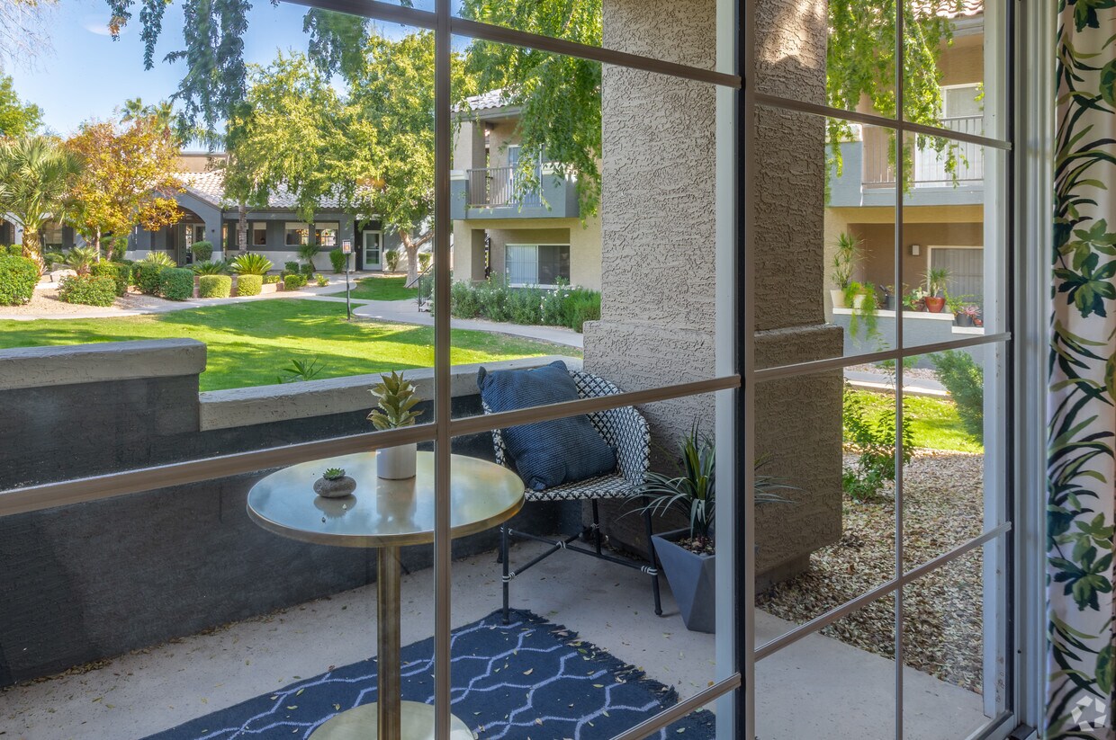 Crestone at Shadow Mountain 3033 E Thunderbird Rd Phoenix, AZ