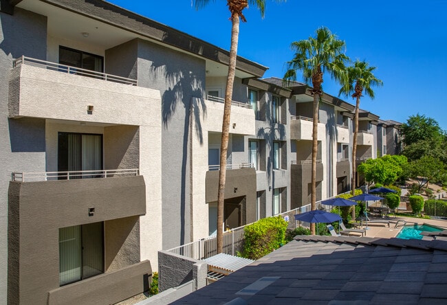 Building Photo - Ascent at Papago Park