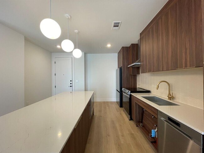 Foto del edificio - 1701 Simond Ave