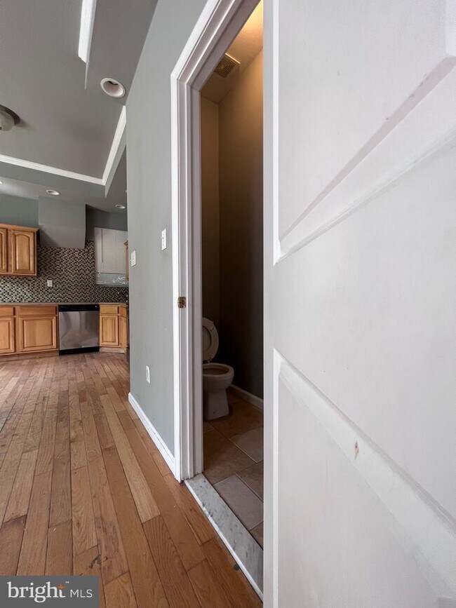 Building Photo - 3500 Spring Garden St