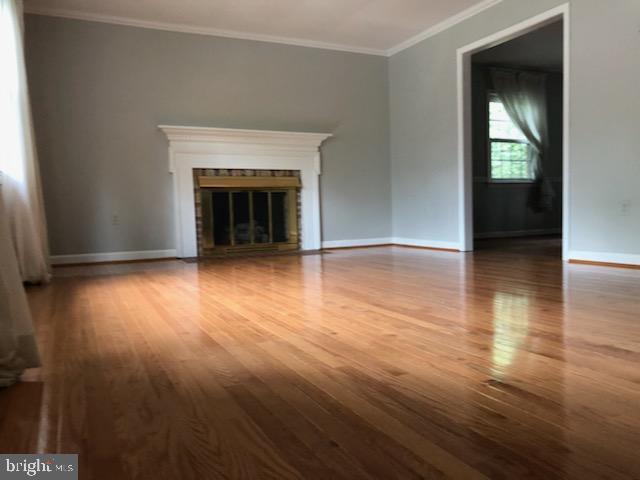 Primary Photo - 15925 Dolphin Dr