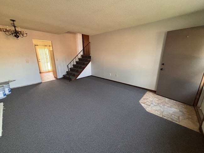 Building Photo - Italian Estates Property Management