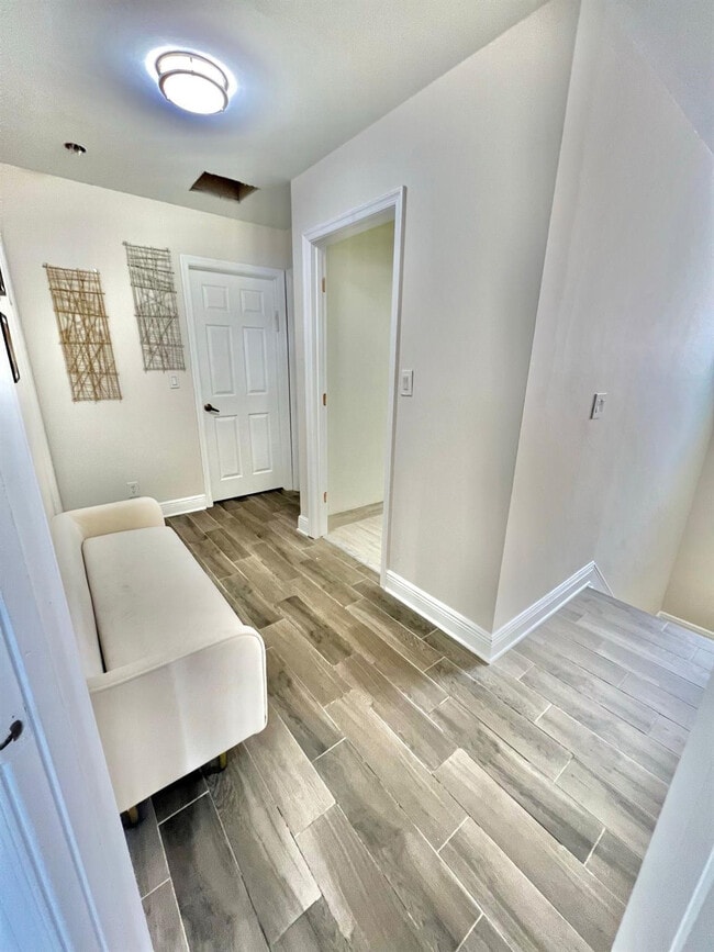 Building Photo - 3350 Turtle Cove