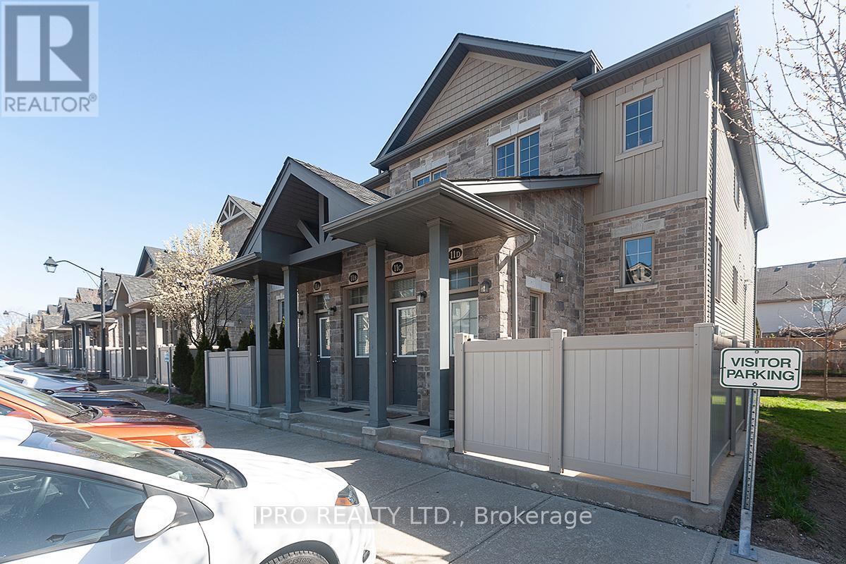 Photo principale - 388-388 Old Huron Rd