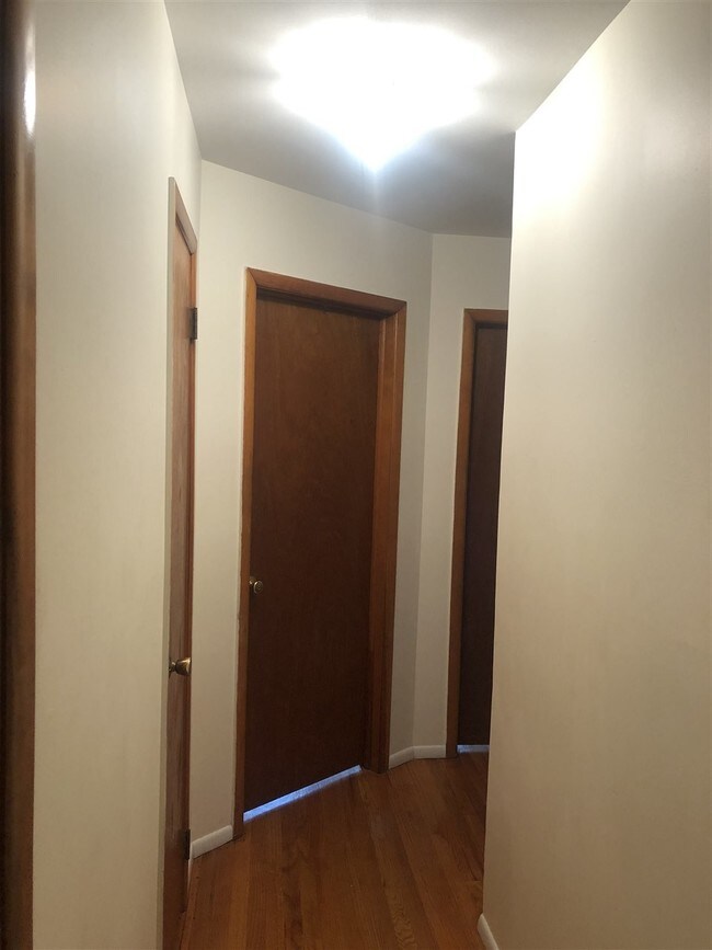 Building Photo - 253 Avenue C