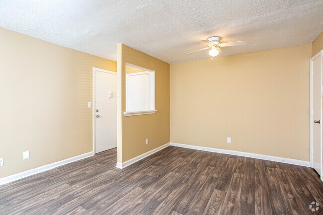 2BR, 2BA - 1,100 SF - Dining Area - Addison Park Apartments