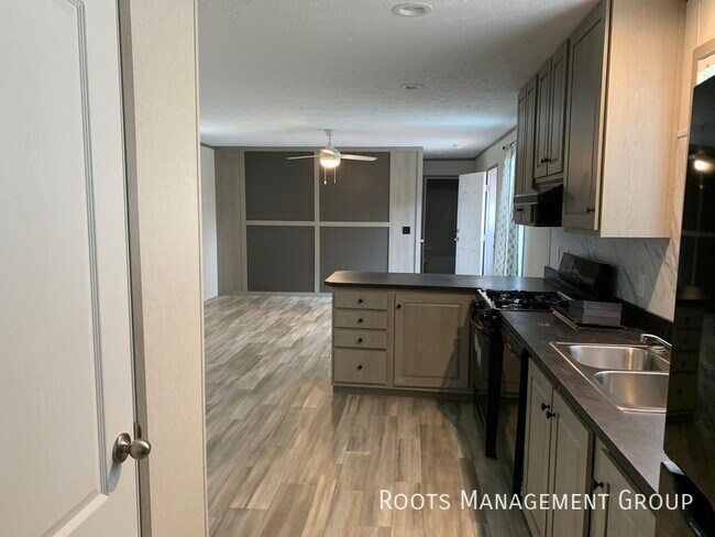 Building Photo - Home Available to Lease - Apply Today!