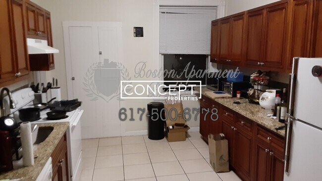 Building Photo - 22 Euston St