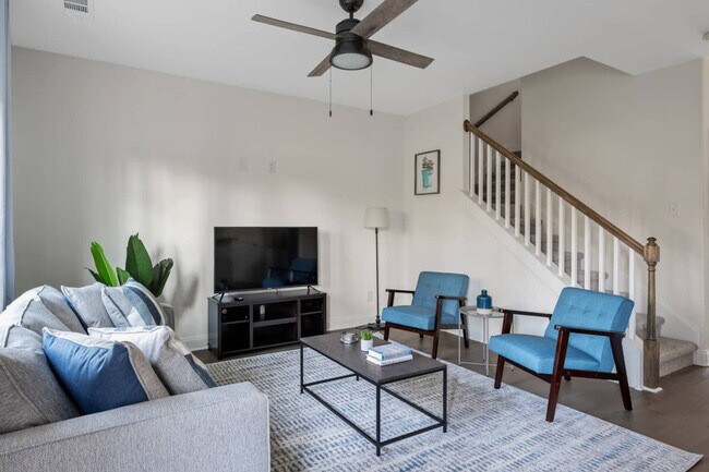 Building Photo - 3319 Old Hickory Blvd