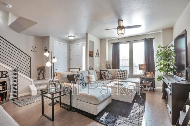 Photo - 11574 Dewey St Townhome