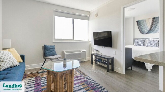 Building Photo - 305 Dr. M.L.K. Jr St S