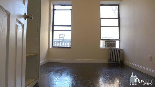 Building Photo - 221 E Broadway