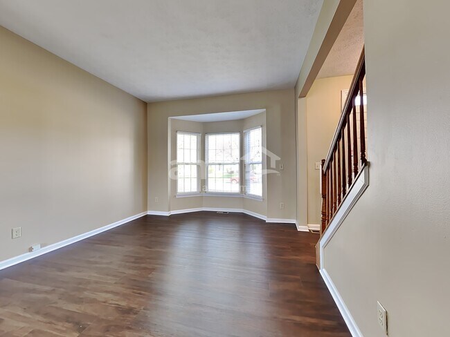 Building Photo - 810 Arlington Ave