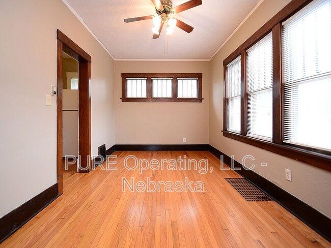 Building Photo - 344 N 36th Ave