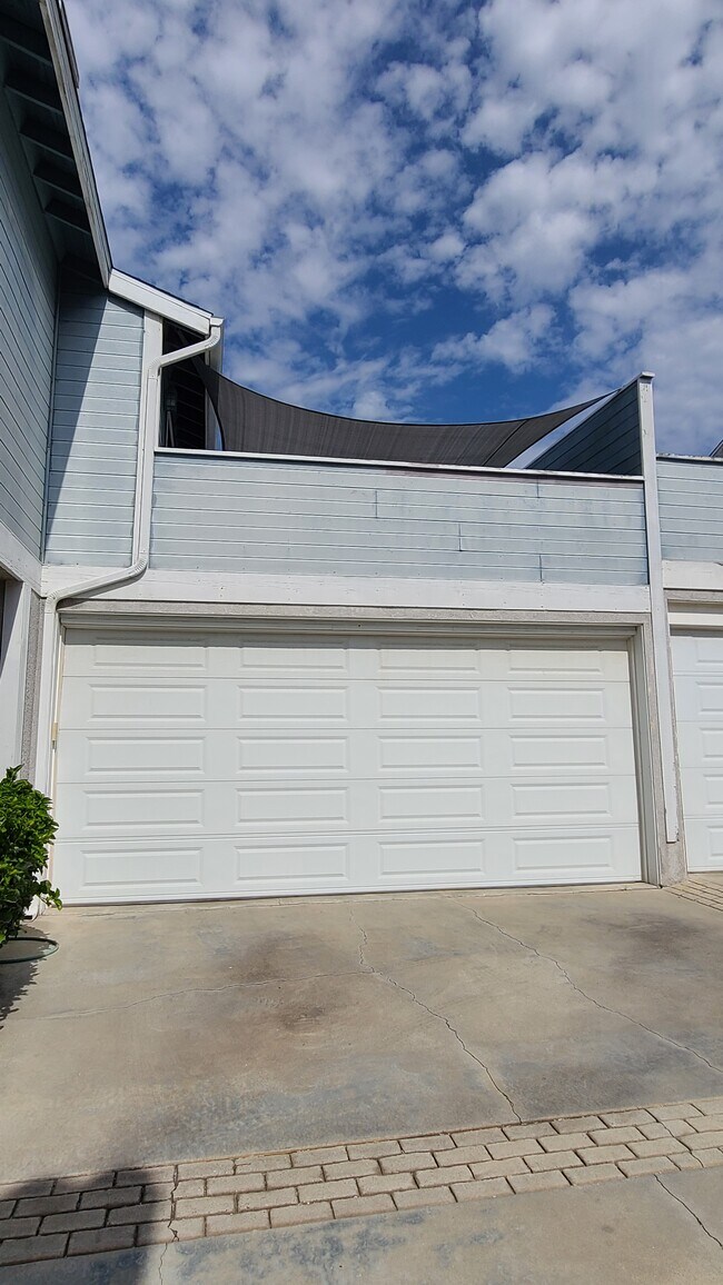 Building Photo - 2314 Clark Ln
