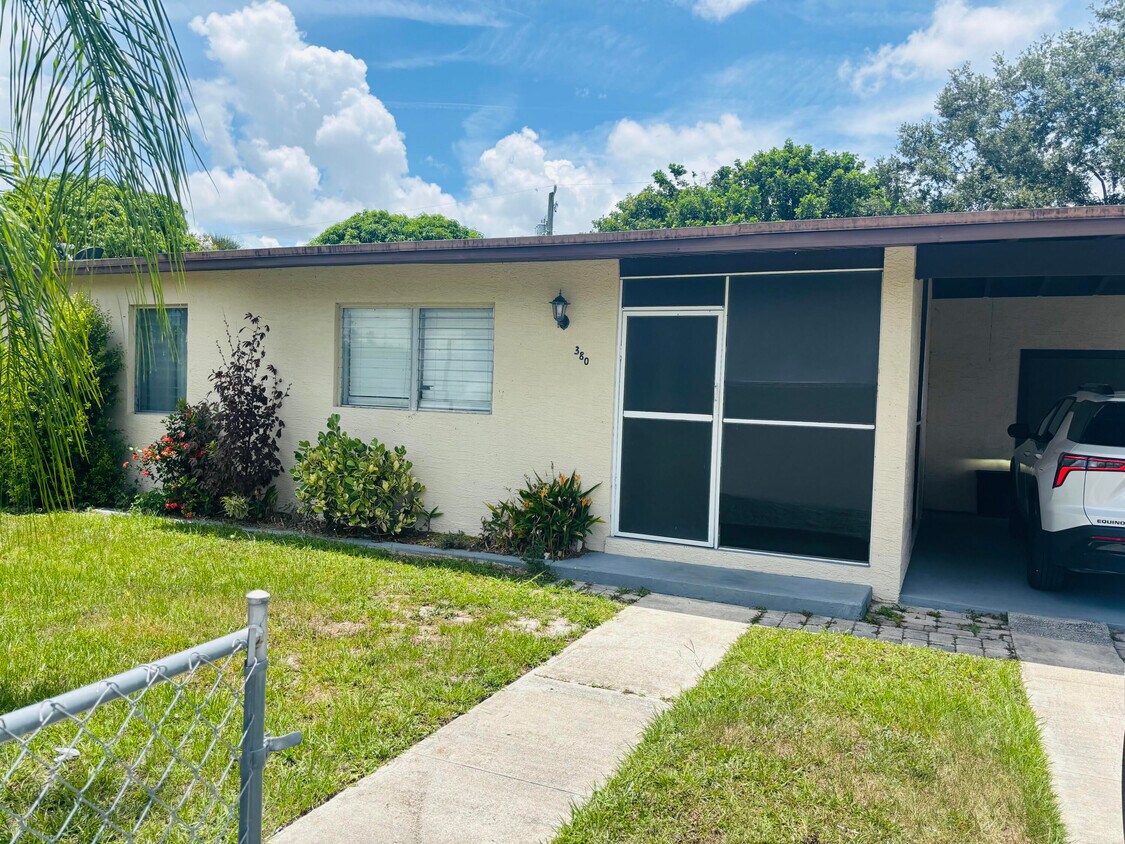 Foto principal - 380 Sandia Ave