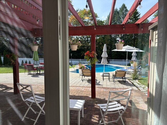 Foto del edificio - 7287 Dabney Ln