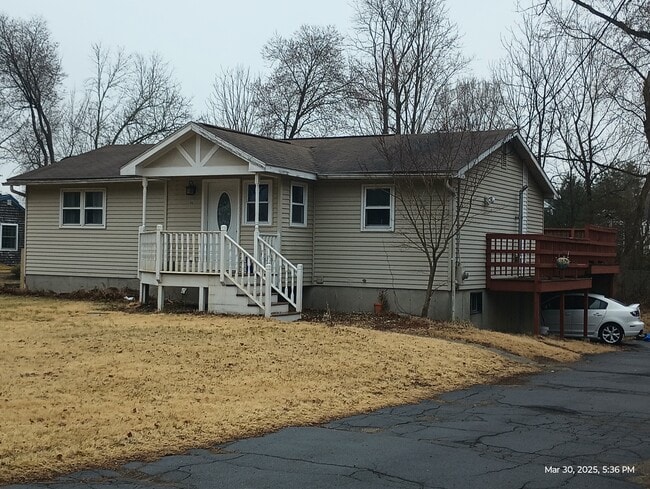 Building Photo - 49 Plumtree Rd