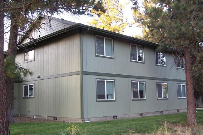 Foto del edificio - 1725 SW Forest Ridge Ave