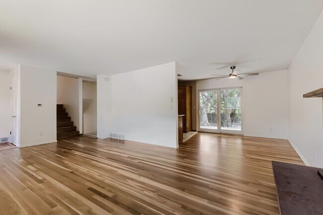 Foto del edificio - 1290 Judson Dr