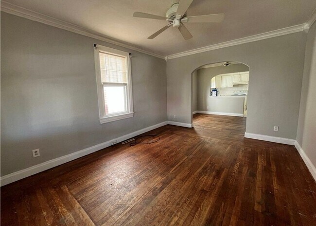 Foto del edificio - Cozy two-bedroom single family home close to Hospital