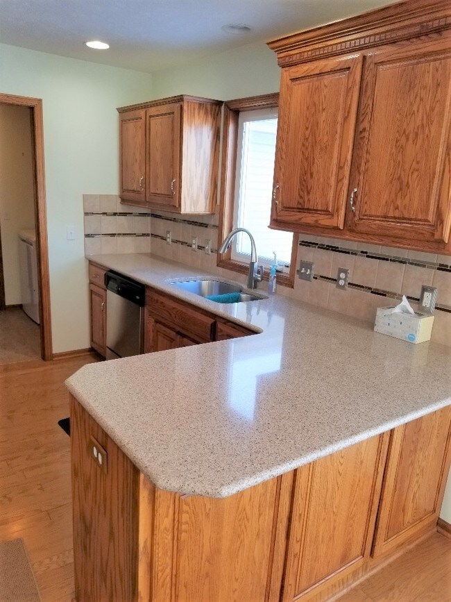 Foto del edificio - 5735 N 167th Ave Cir