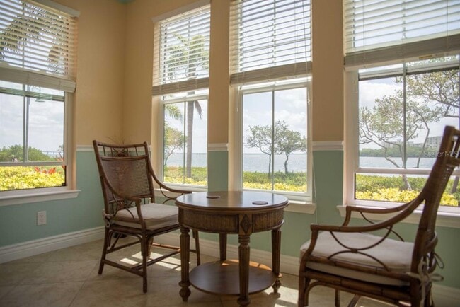 Building Photo - 2747 Via Capri