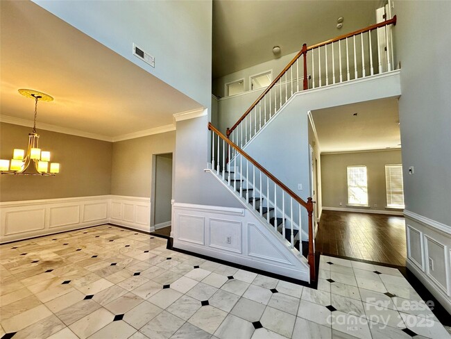 Building Photo - 11119 Amherst Glen Dr