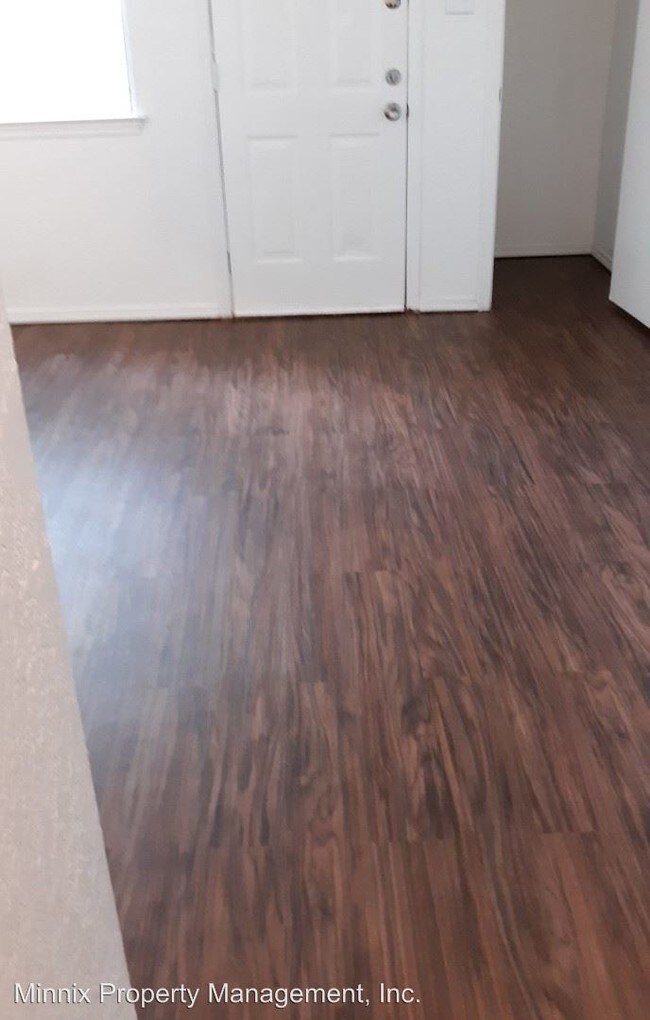 Building Photo - Studio, 1 bath Apartment - 1601 Grand Avenue