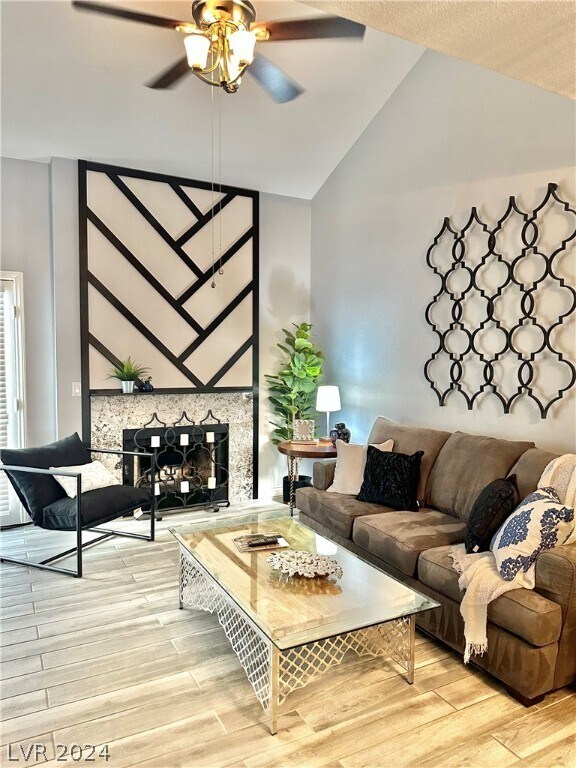 Foto del edificio - 2700 Lodestone Dr