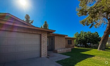 Building Photo - 8616 N 40th Dr