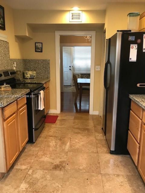 Foto del edificio - 2335 Trapp Ave