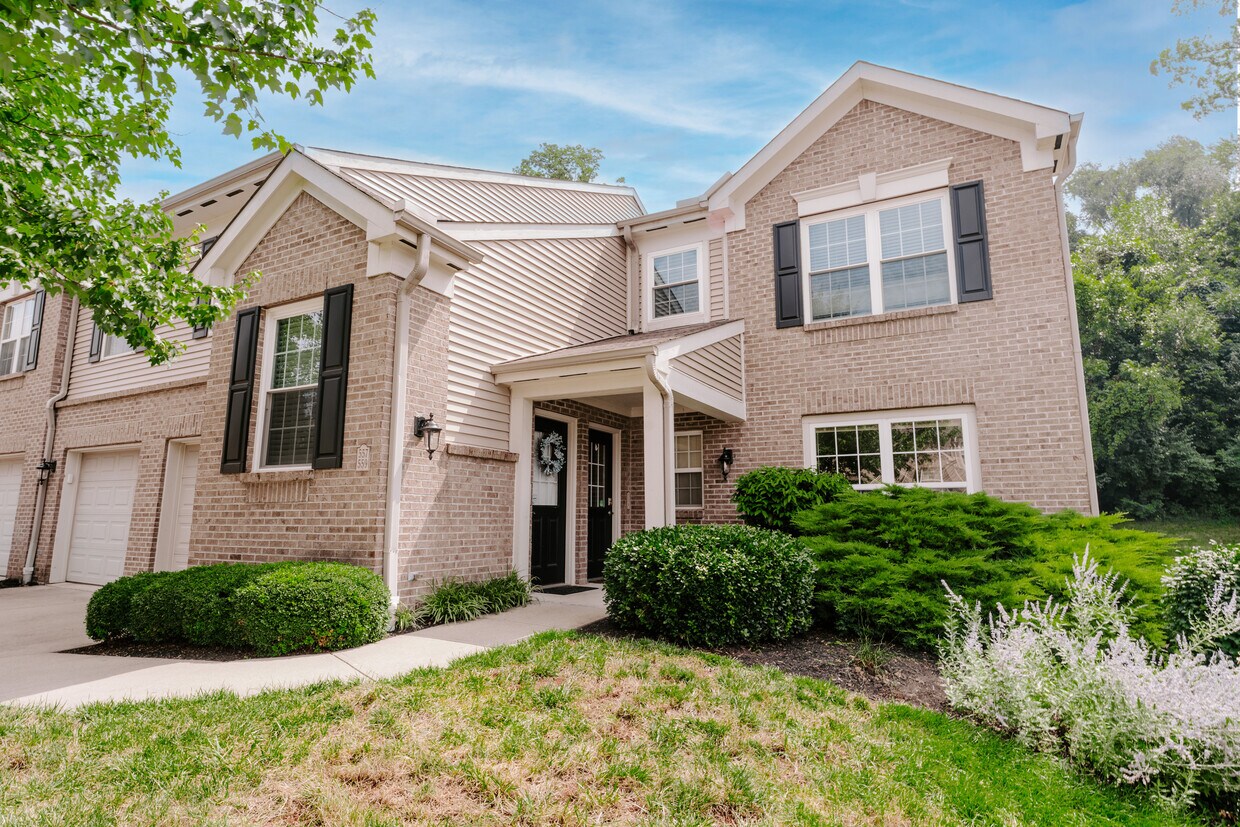 559 Rivers Breeze Dr, Ludlow, KY 41016 Condo for Rent in Ludlow, KY