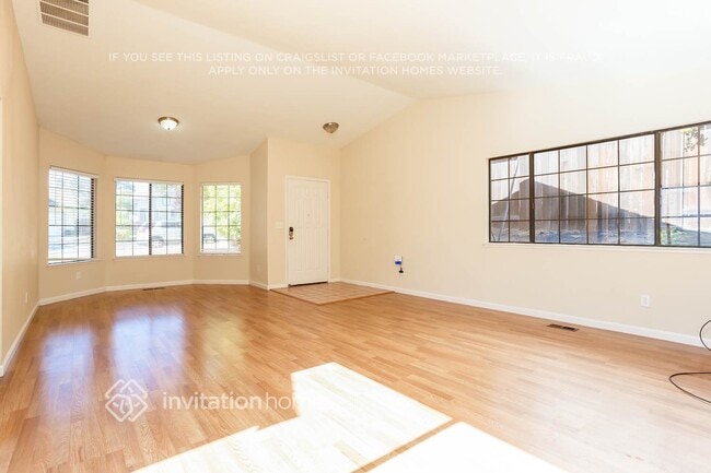 Building Photo - 449 Topsail Dr