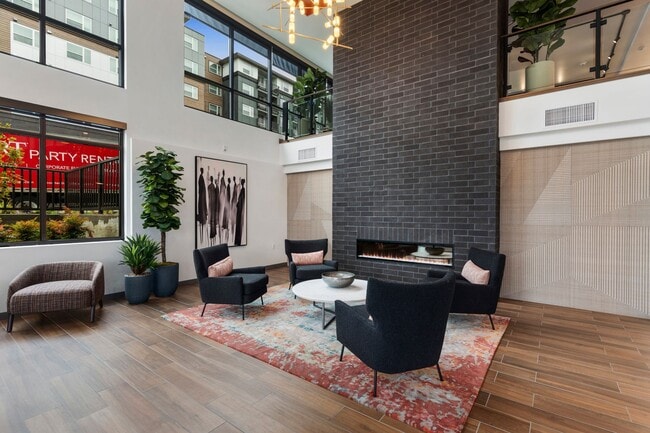 Building Photo - Solera Apartments