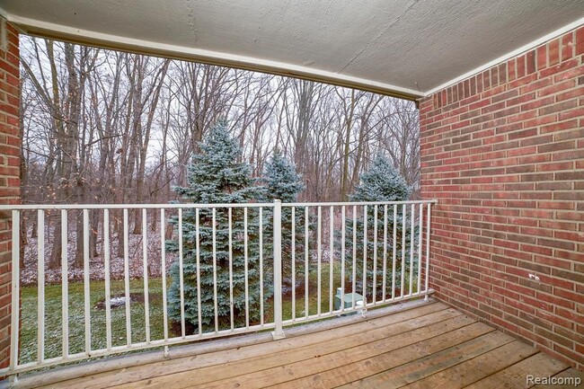 Building Photo - 13463 Forest Ridge Blvd